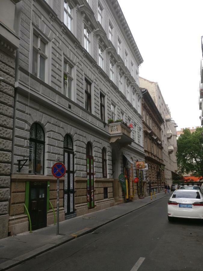 Opera Dream Apartment Budapeste Exterior foto